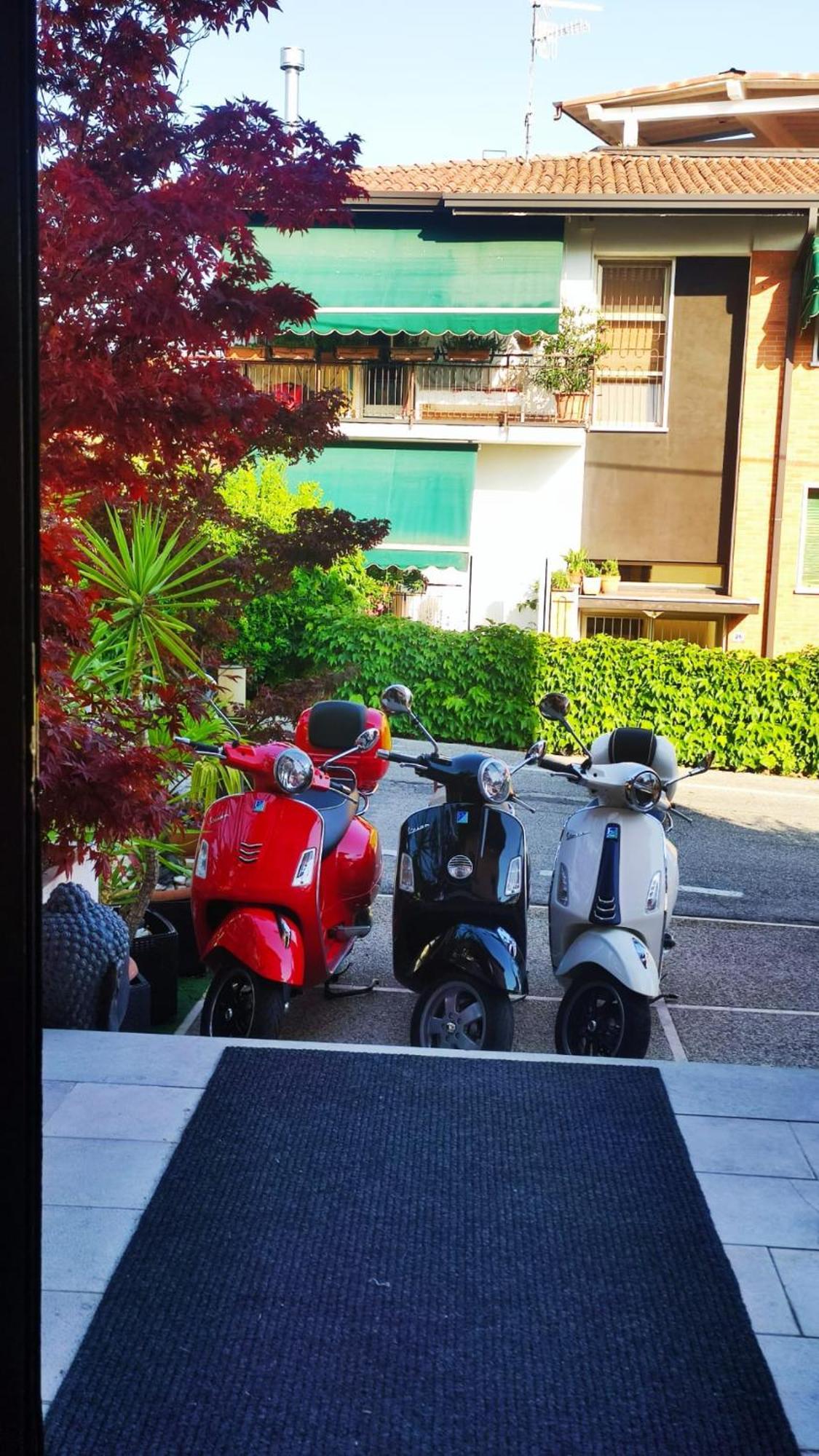 Hotel Virginia Garda  Ngoại thất bức ảnh